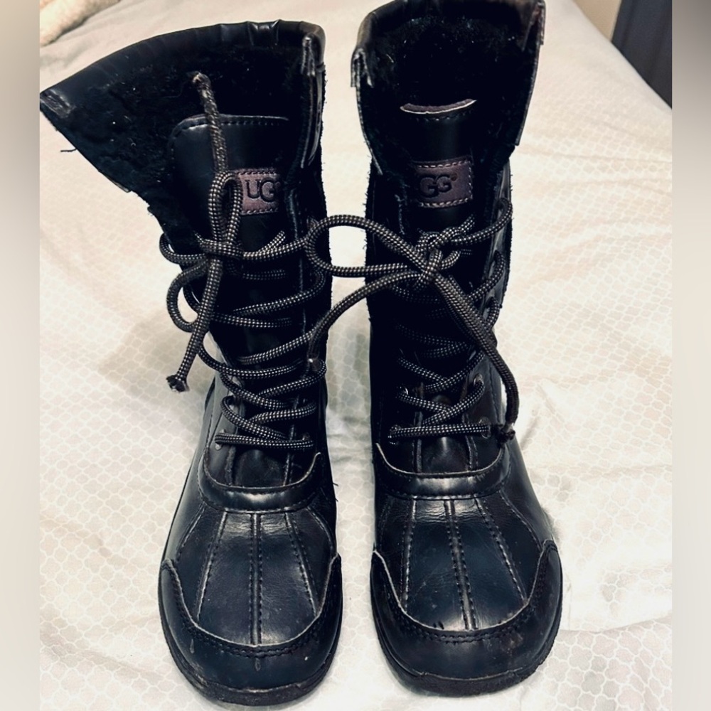 Ugh black boots size 5.